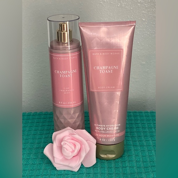 BATH AND BODY WORKS Other - NEW-Bath & Body Works Champagne Toast Set